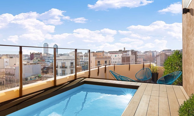 Poblenou Apartment | Explore Aspasios Poblenou Apartments with Pool & Spa