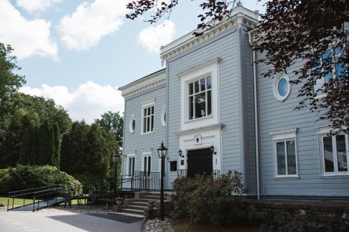 Lerum Hotel | Experience Aspenäs Herrgård: 4-Star Elegance & Comfort