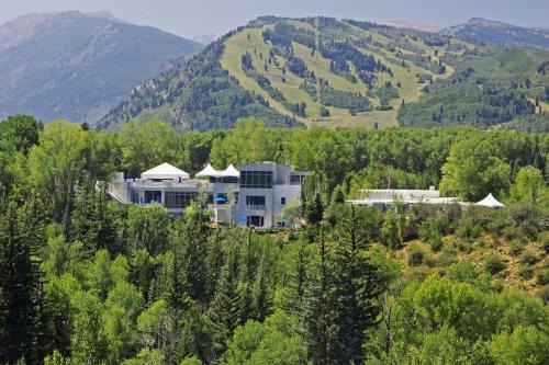 Aspen Resort | Pet-Friendly Aspen Meadows Resort with Ocean Views & Spa