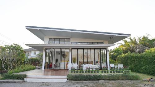 Mae Kon Resort | Family-Friendly Aspiraya Resort with 9/10 Guest Rating