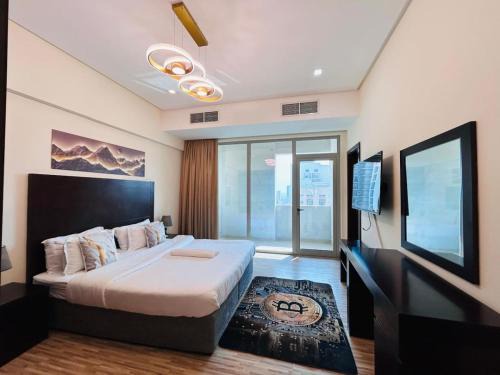 Juffair Apartment | Aspire Tower -Two Bedroom Bitcoin Theme Room