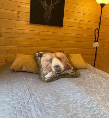 Kolmarden Ski Chalet | Inviting Asplunda Gård: Family-Friendly Retreat in Kolmården