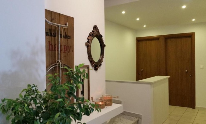 Skiathos Town Apartment | Top-Rated Asprolithos Studios: Family-Friendly Getaway