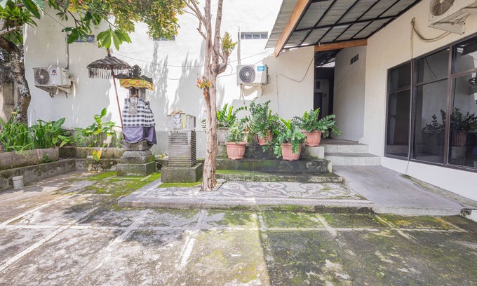 Lombok House | Budget-Friendly Stay at Asri Guesthouse - Family Friendly