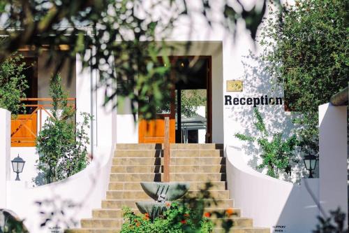 Kareedouw Cabin | Enchanting Assegaaibosch Country Lodge with Ocean Views