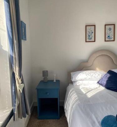 Pocklington House | Pet-Friendly Assembly Cottage with Top Guest Ratings