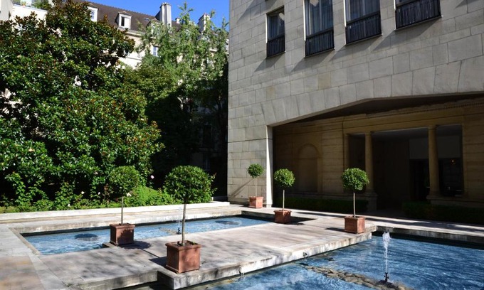 Archives Bed & Breakfast | Tranquil Assia & Nathalie B&B in the Heart of MARAIS