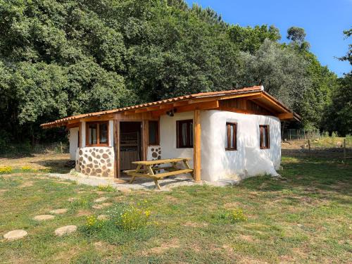 Branca House | Eco-Hostel Quinta das Relvas: Oceanfront Retreat Awaits