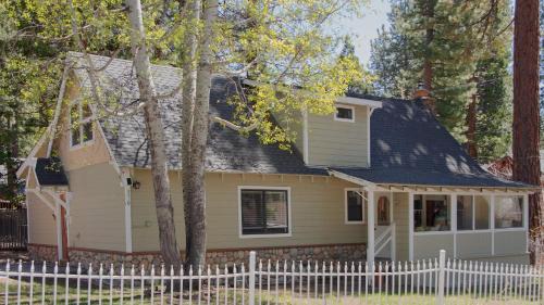 Kings Beach House | Family-Friendly Aster by AvantStay in Kings Beach