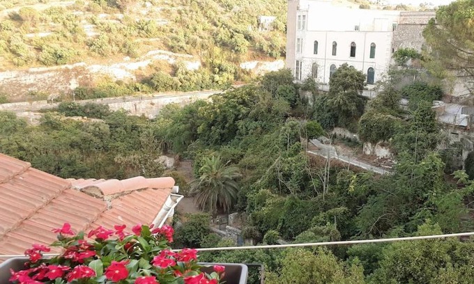 Ragusa Apartment | Cozy ASTÉRI Home with Panoramic Views in Historic Centre