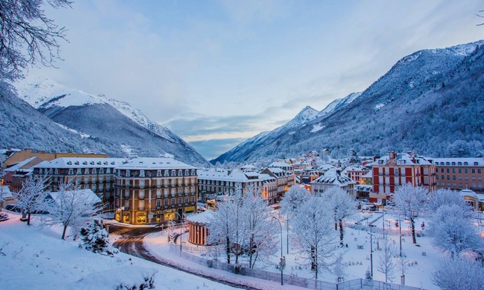 Cauterets Hotel | Discover Asterides Sacca: Family-Friendly with Spa Access