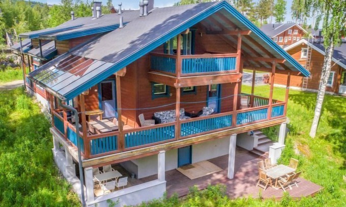 Tahkovuori House | Relax at Asterix by Interhome: Spa & Lake View Retreat