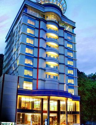 Jayapura Hotel | Discover ASTON Jayapura Hotel: 4-Star Comfort Awaits