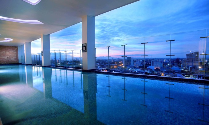 Makassar Hotel | Relax at ASTON Makassar Hotel & Convention Center