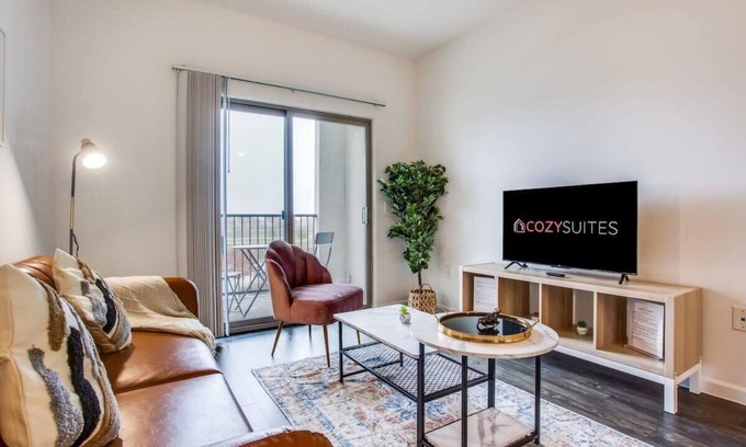 McNeil Apartment | CozySuites on I-35: Relax by the Pool with Family Amenities