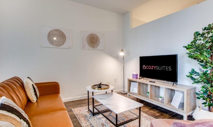 McNeil Apartment | Inviting CozySuites on I-35 with Pool & Family Amenities