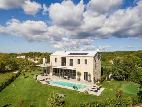 Sveti Lovrec Villa | Inviting Istra Villa: 4 Bedrooms with Private Pool & Mini Golf
