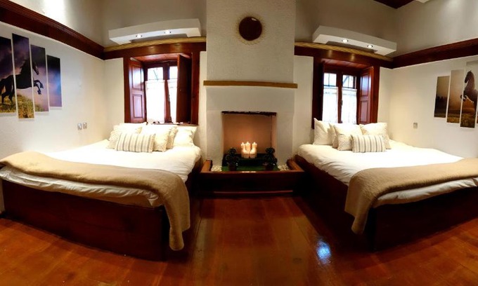 Papigo House | Cozy Astraka Guesthouse I: Breakfast & Family-Friendly Stay