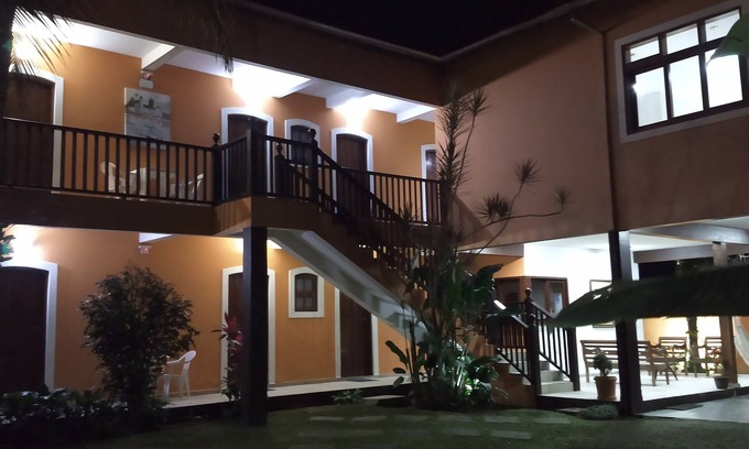 Portal das Artes Hotel | Astro Rei Pousada Paraty: 10/10 with Pool & Breakfast