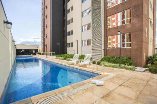 Vila Sao Francisco Hotel | Discover Astron Hotel Bauru: Pet-Friendly & Pool Access