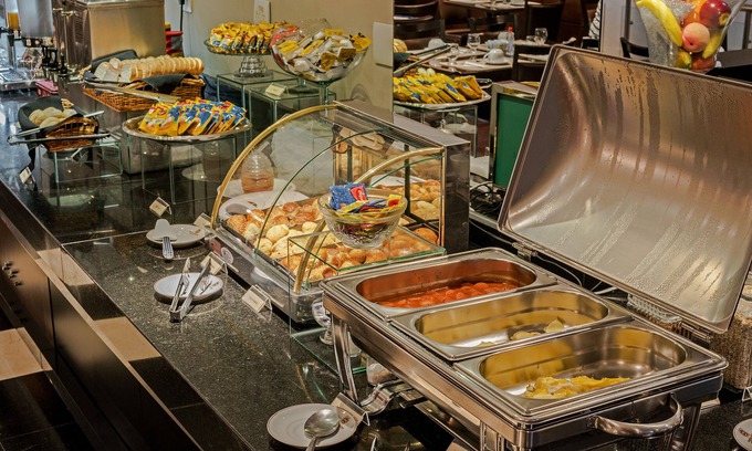 Centro Hotel | Top-Rated Astron Ponta Grossa Plaza: Family-Friendly Comfort