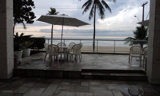 Vila Luis Antonio Apartment | ASTURIAS Beach Retreat: Ocean View, Pet Friendly for 8 Guests