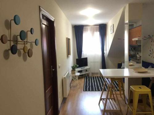 Cabanaquinta Apartment | Inviting Asturias Boho Chic: Guest Rated 9/10 & Child Friendly