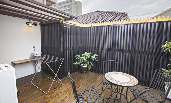 Sumiyoshi House | Asuka Hotel: Family-Friendly Stay with Breakfast Included