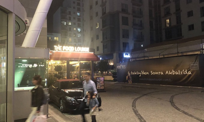 Esenyurt House | Cozy Stay at Bahçeşehir, Steps from Akbatı Shopping Mall