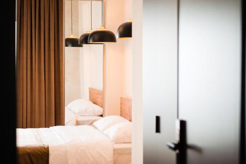 Otopeni Apartment | At George`s Stay&Fly