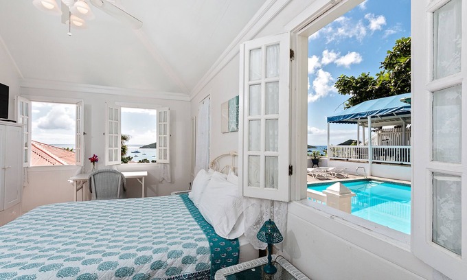 Estate Kings Quarter Hotel | Discover Comfort at Home in the Tropics B&B - Rated 10/10