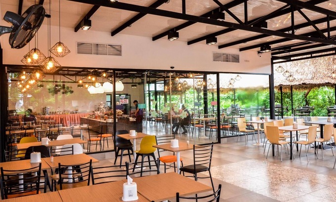 Chiang Mai Hotel | Relaxing Stay at Ruam Chok with Family-Friendly Amenities