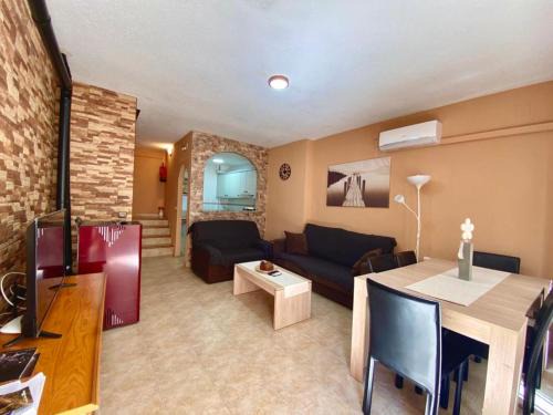 Casas del Monte Apartment | Pet-Friendly APARTAMENTO TURISTICO NAVALINDA with High Ratings