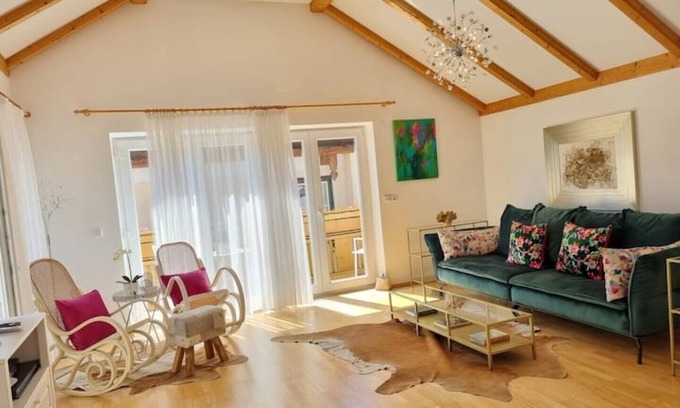 Sankt Wolfgang im Salzkammergut Apartment | Modern 3-Bedroom Penthouse in Central St Wolfgang