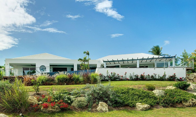 Saint-Francois Villa | Panoramic Ocean View Hotel at Saint François, 10/10 Rated