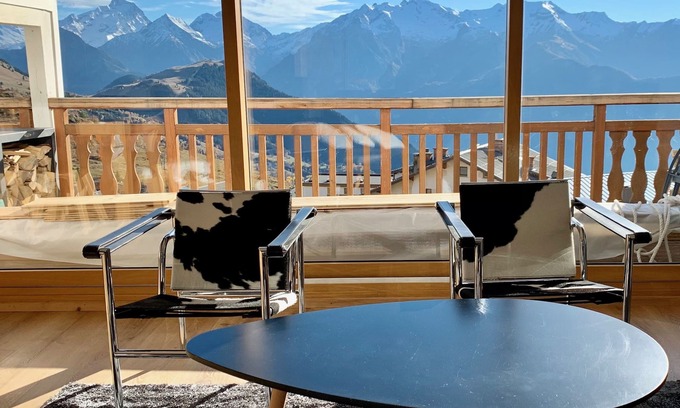 Cognet Apartment | Perfect Retreat: 3 Bedrooms & Pool with Breathtaking Views