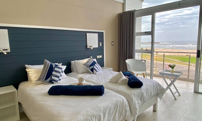 Vineta House | Experience Comfort at At the Sea Guesthouse - 4 Star Oasis
