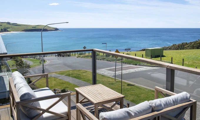 Gerringong House | Oceanfront Escape at Ataahua - Gerringong, Rated 9.8/10