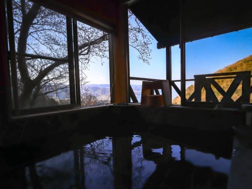 Shimotaga Villa | Relax at ATAMI Ocean Villa Retreat with Hot Tub & Pet Access