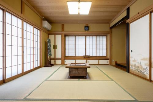 Atami House | Explore 山海天: Child-Friendly Hot Spring Villa for 10 Guests