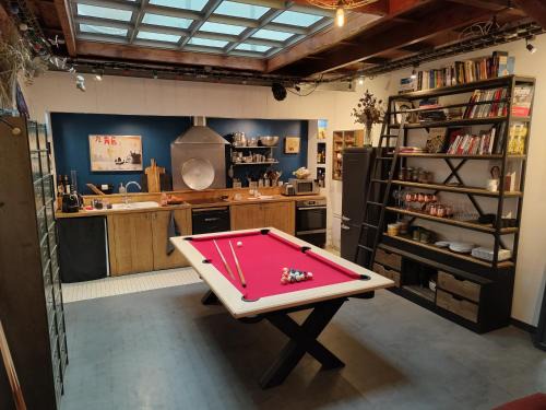 14th Arrondissement House | Artist Loft with Garden in Heart of Paris - Rated 9.5/10