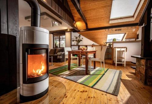 Hinterbruhl Apartment | Experience Atelier Kurt: Guest Rated 10/10 Retreat
