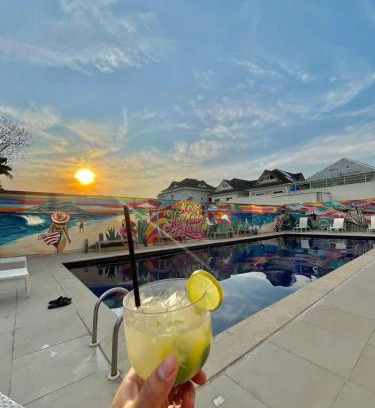Recreio dos Bandeirantes Hotel | Pet-Friendly Americas Townhouse Hotel with Oceanfront Views