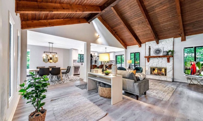 Marietta House | Pet-Friendly Marietta Retreat with Top Guest Ratings