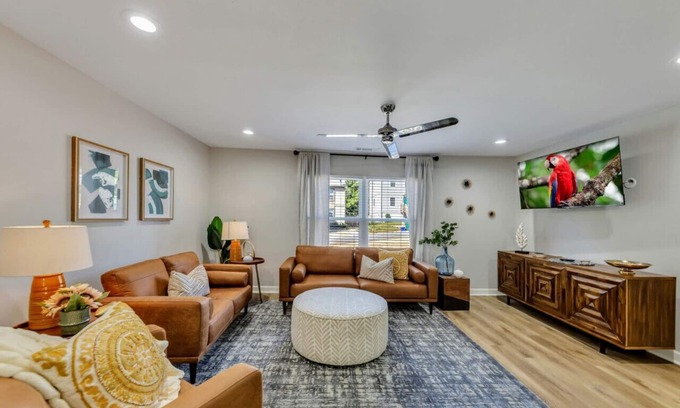 Smyrna House | Pet-Friendly Smyrna 2BR Retreat with Fenced Yard