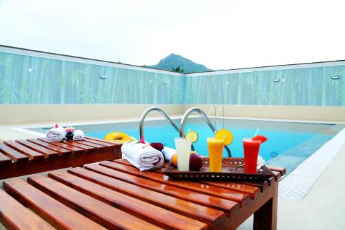 Tiruvannamalai Hotel | Enjoy Oceanfront Comfort at Athena Hotel with Pool & Spa