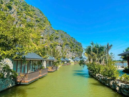 Đong Thanh Resort | Athena Premier Resort Ninh Bình