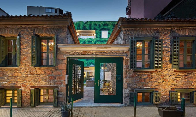 Monastiraki House | Guest Rated: Athenian Residences with Pool & Breakfast