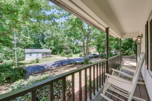 Athens House | Inviting Athens Home with Deck - Steps from Sanford Stadium
