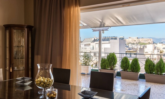 Neos Kosmos Apartment | Discover Athens View: Steps from Acropolis with Breakfast